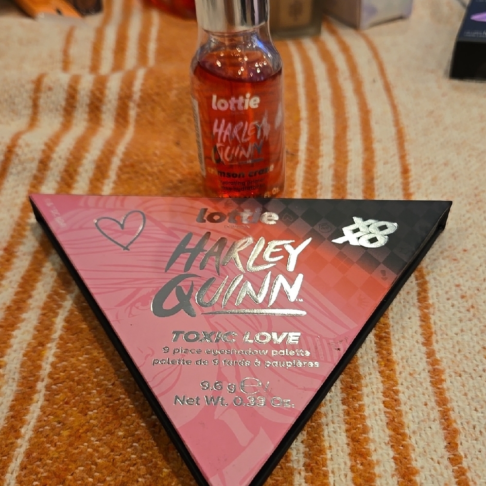 Harley Quinn Pink Eyeshadow Palette